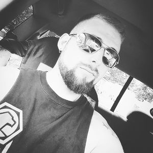 Meet your Posher, Devin